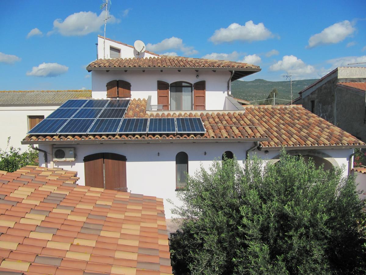 Bed and Breakfast Il Portico Uras Exterior foto